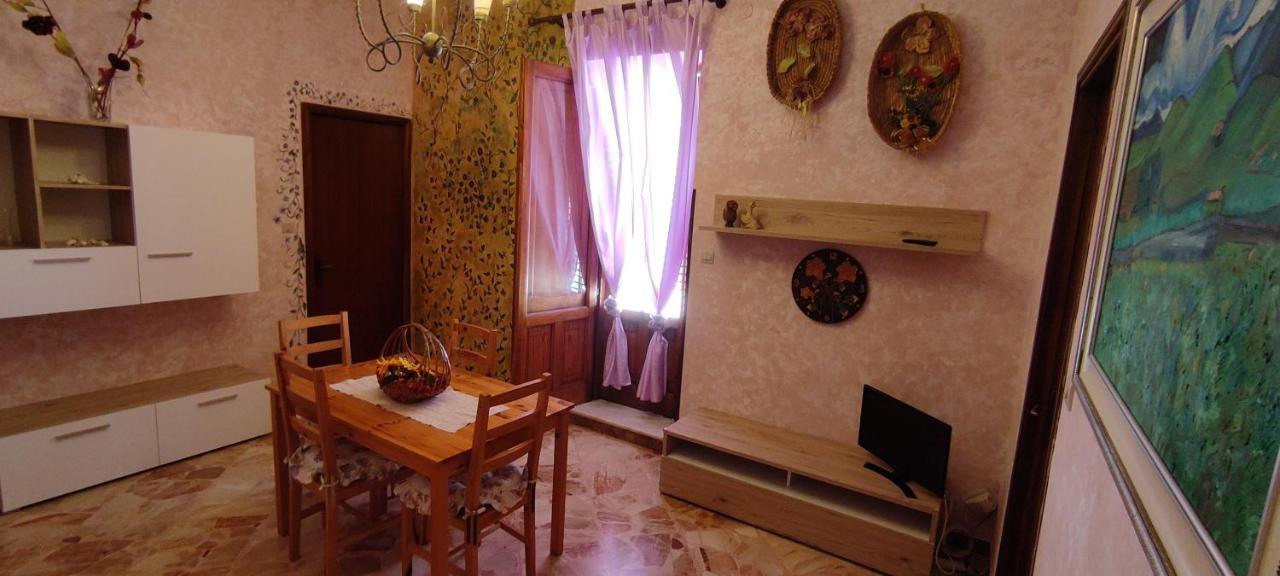 Villalba Кастеламаре дел Голфо Екстериор снимка