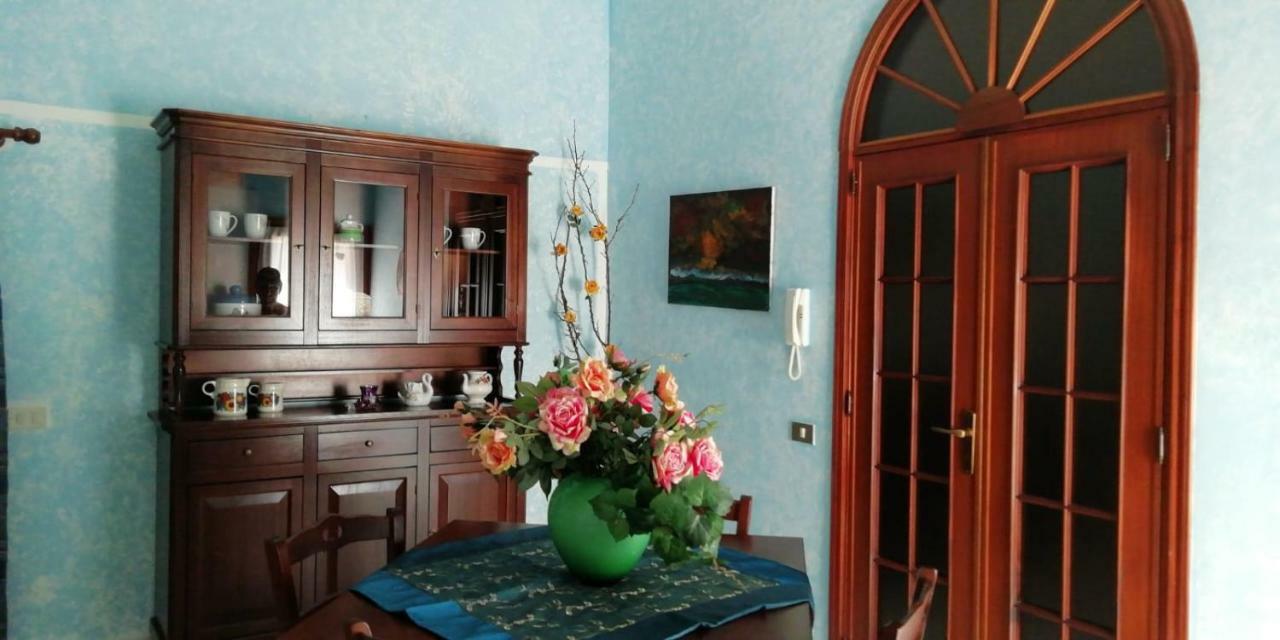 Villalba Кастеламаре дел Голфо Екстериор снимка